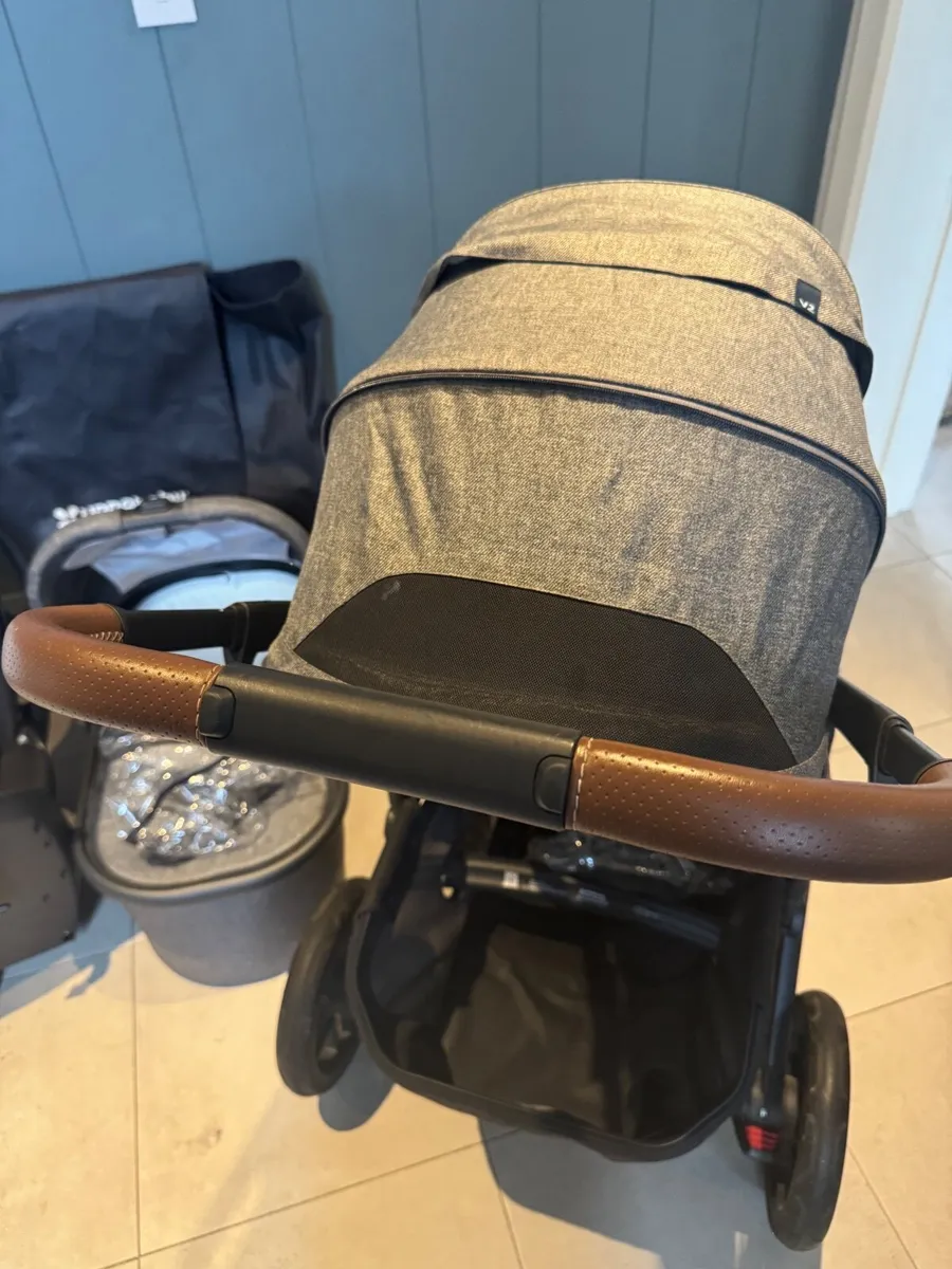 Uppababy Vista 2 Travel System - Image 3
