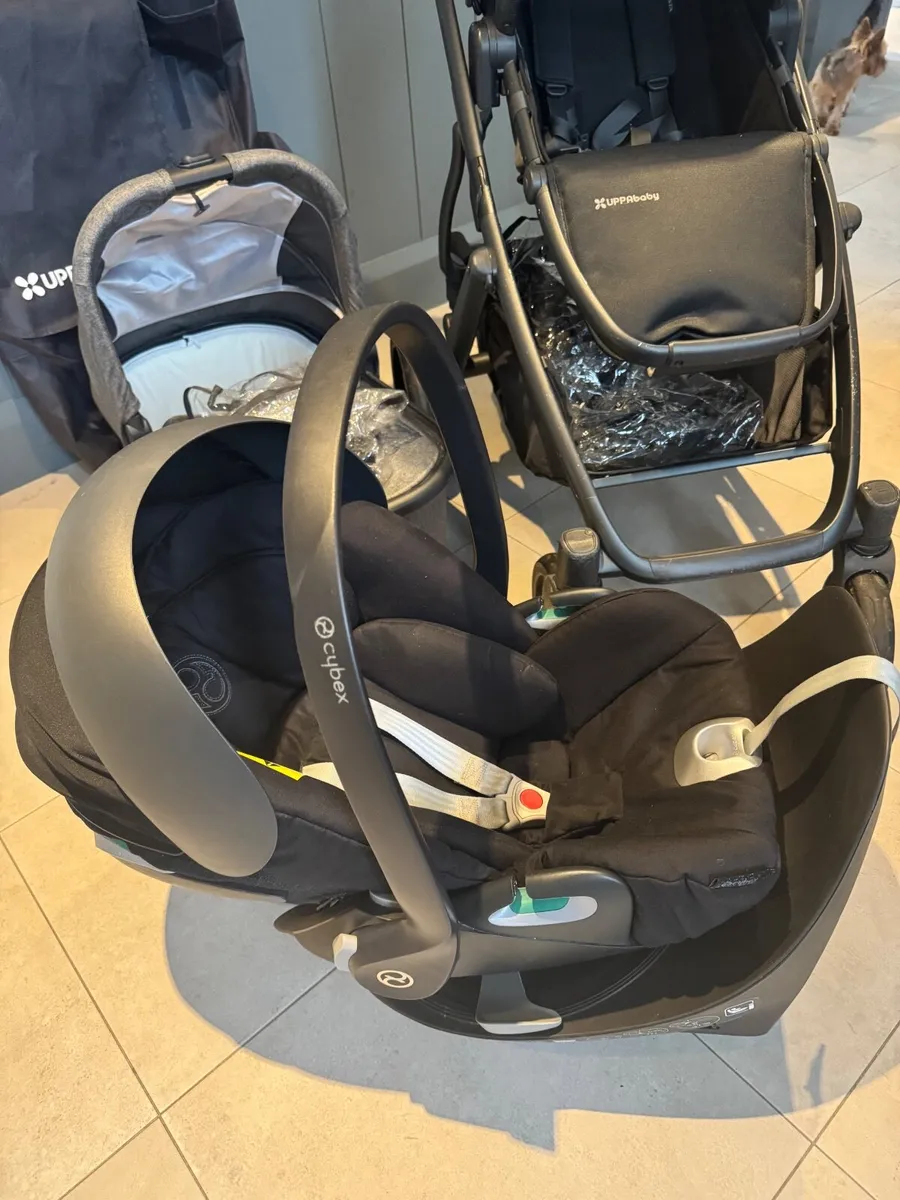 Uppababy Vista 2 Travel System - Image 4