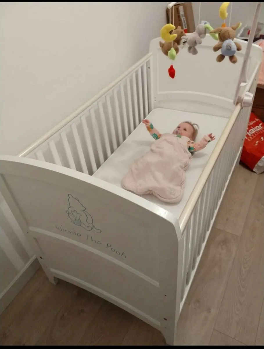 Cot bed free - Image 3