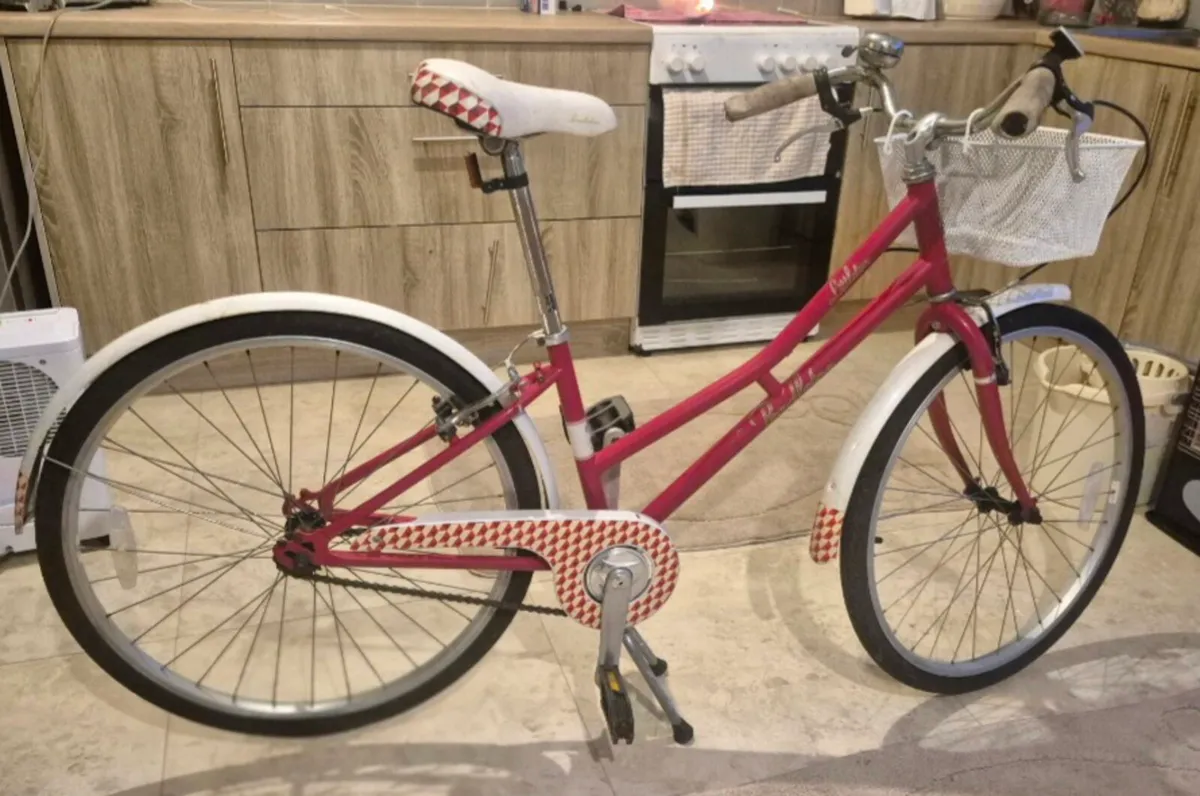 JOB LOT OF 3 ADULTS BIKES BRAKES AND GEARS  WORKIN - Image 3