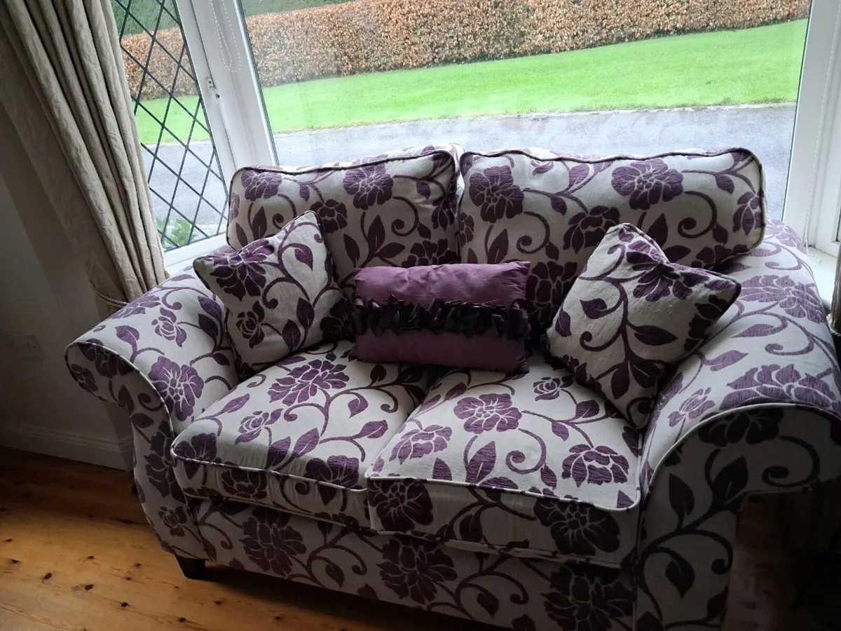 Sitting room suite - Image 1