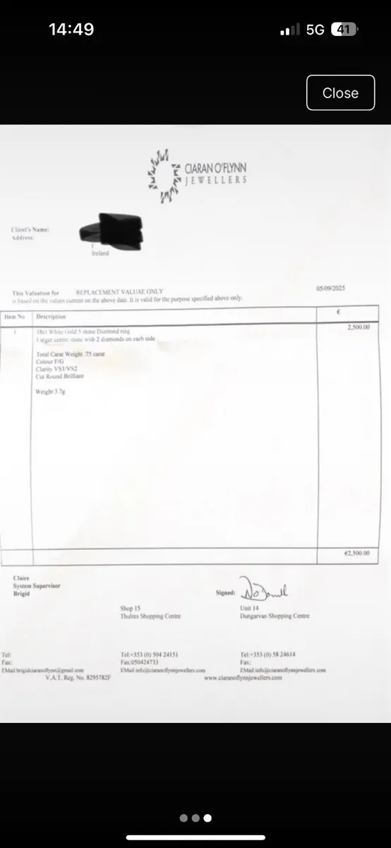 Engagement ring - Image 1