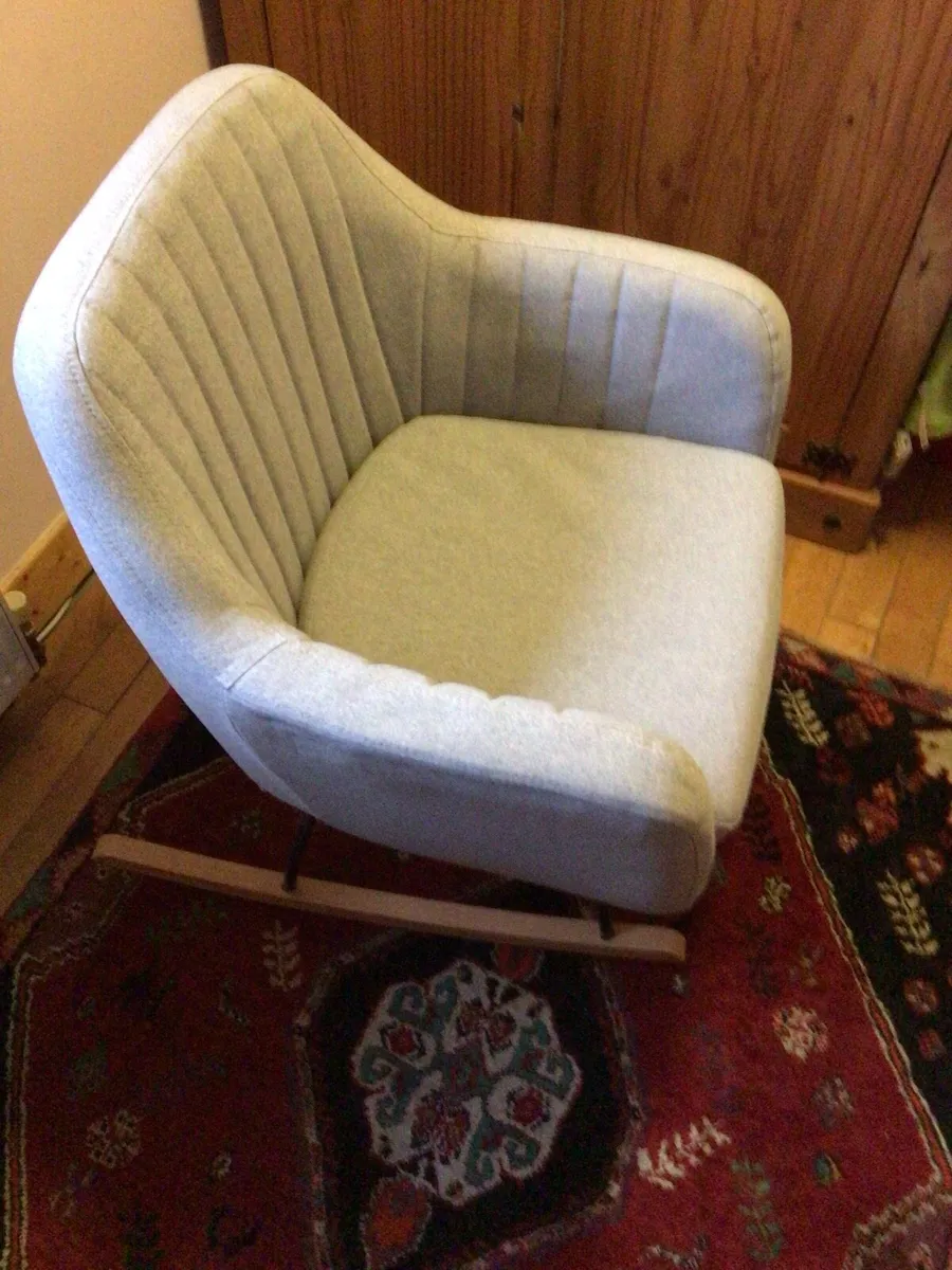 Rocking chair - Image 2