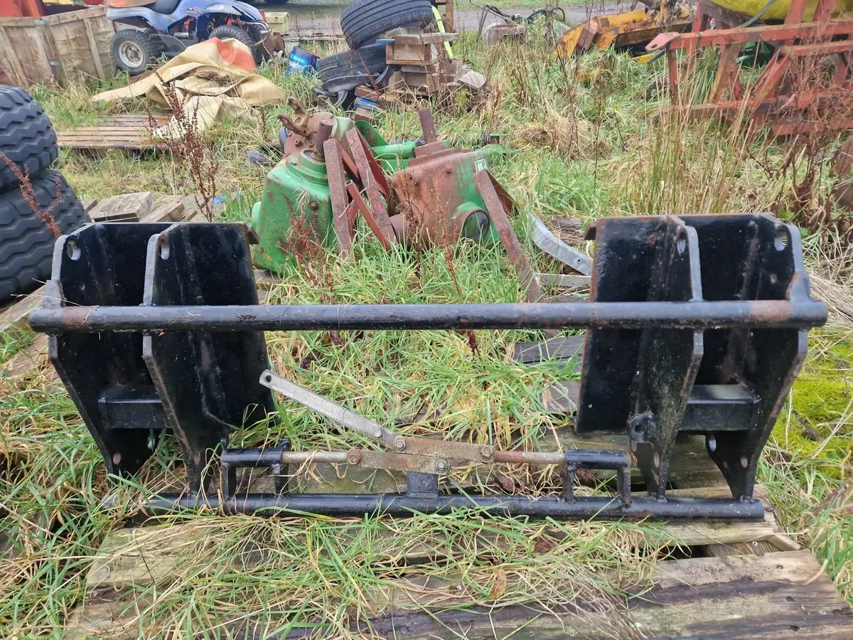 Skidsteer euro adapter - Image 3