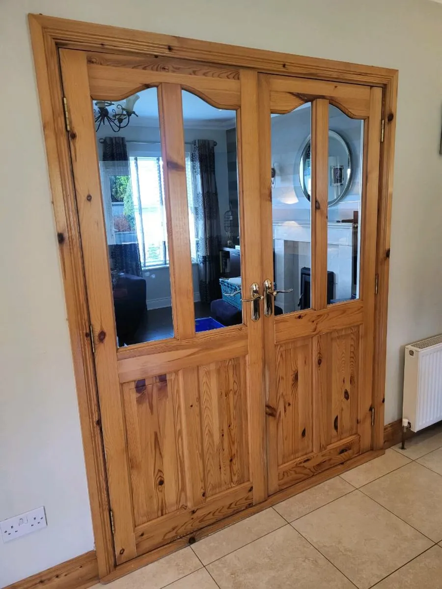 Door internal - Image 1