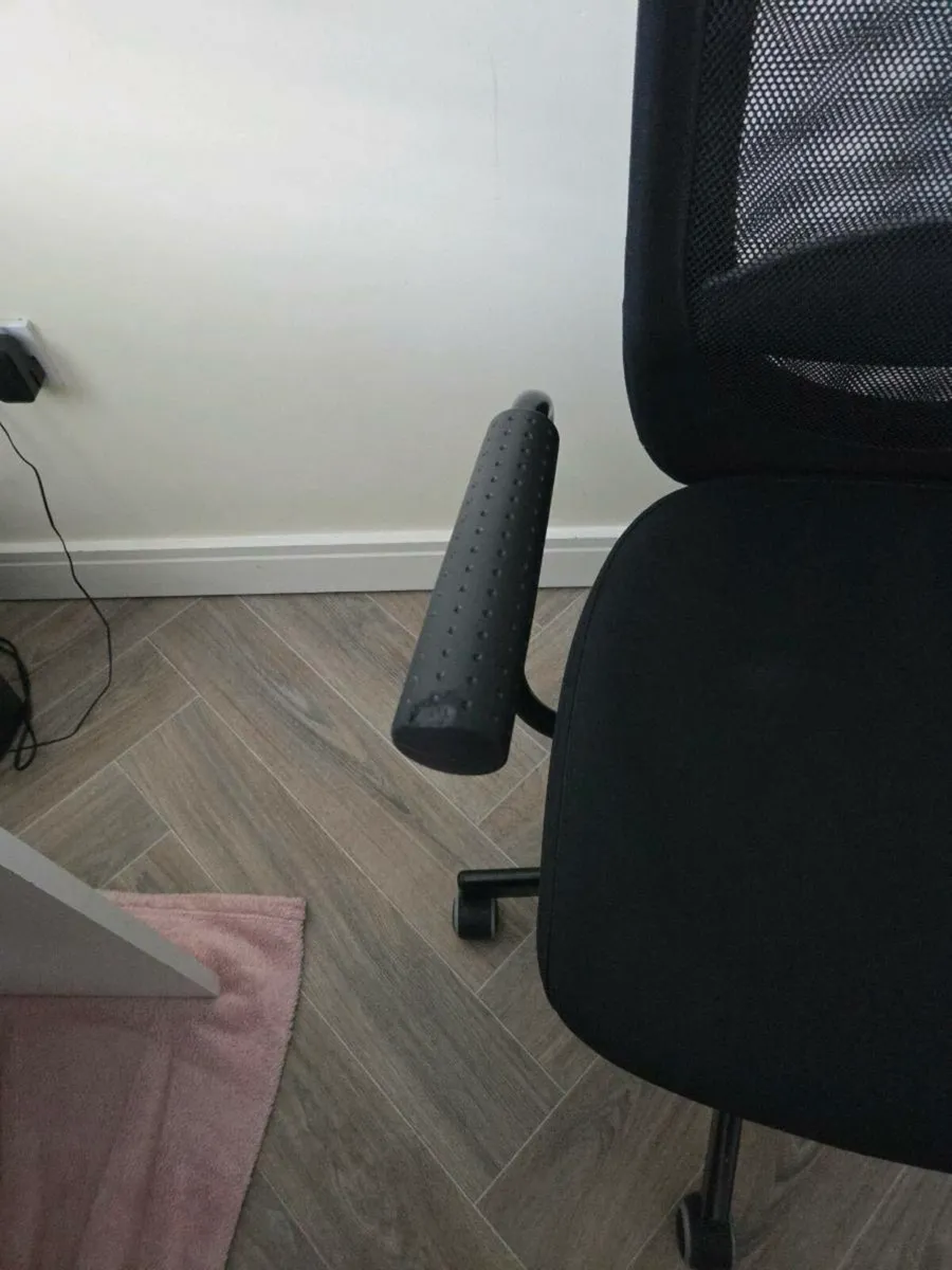 Office/Desk Chair - Image 4