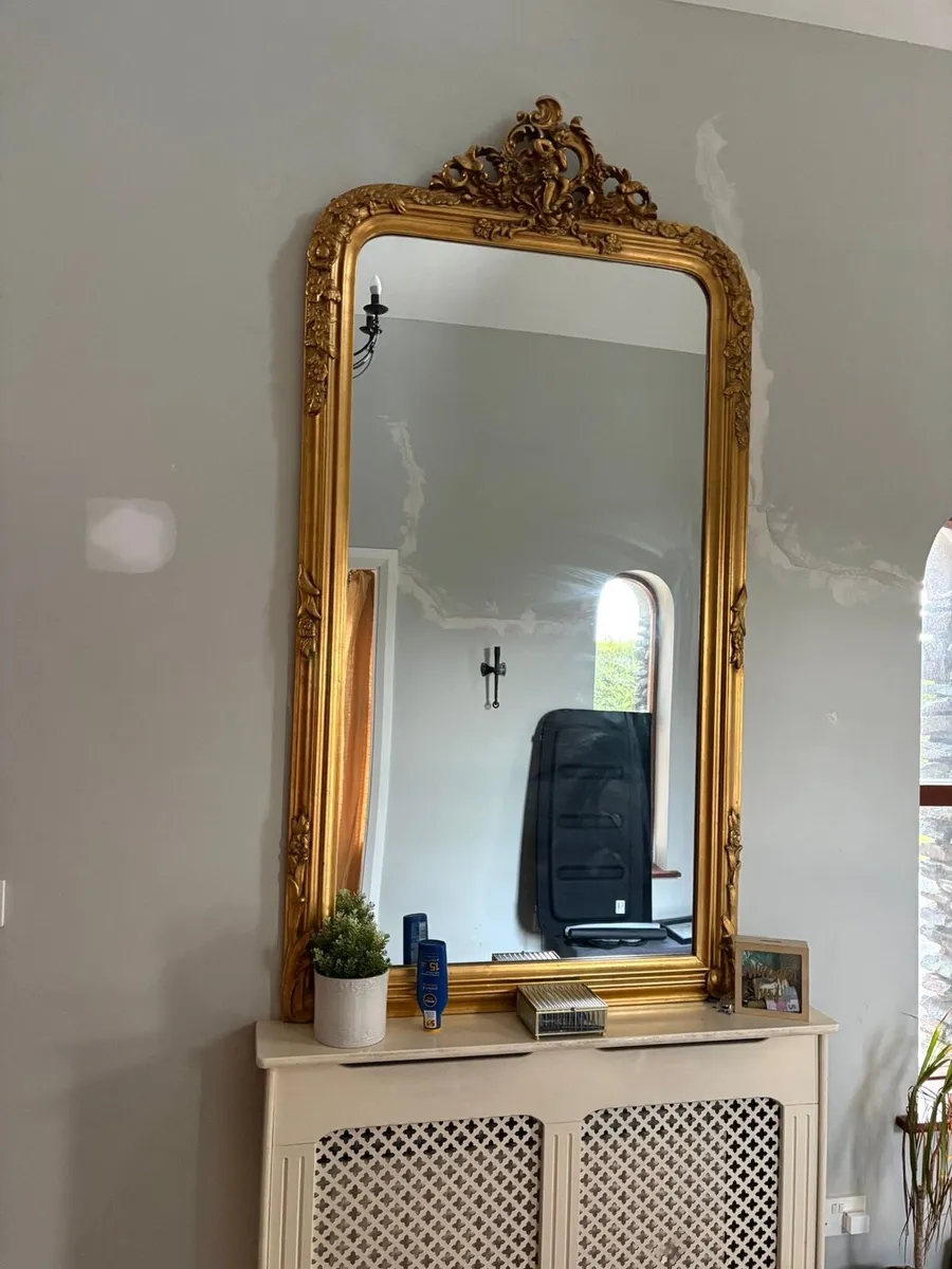 Large gold mirror - Image 2