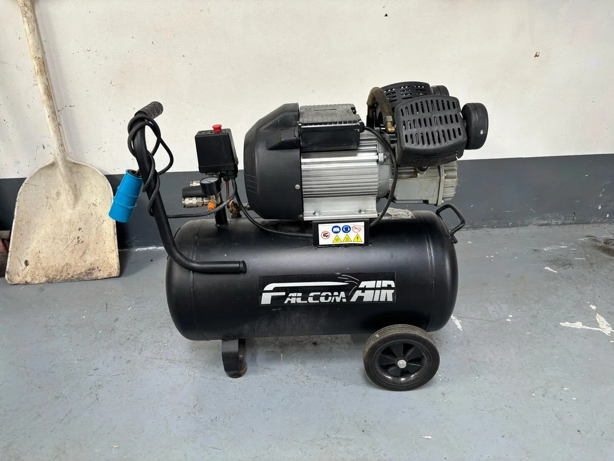 Air compressor - Image 1