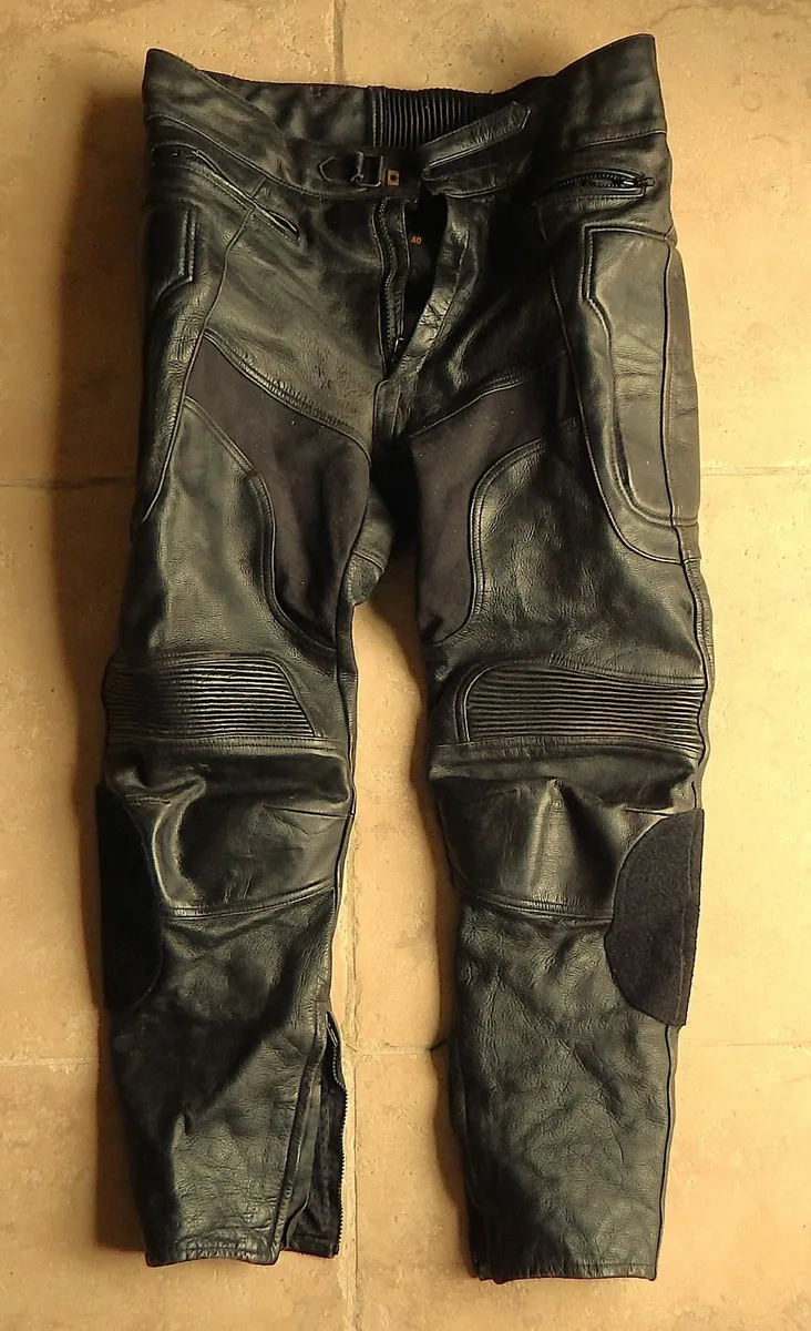 Gents J&S Black Leather Motorcycle Trousers - Image 1