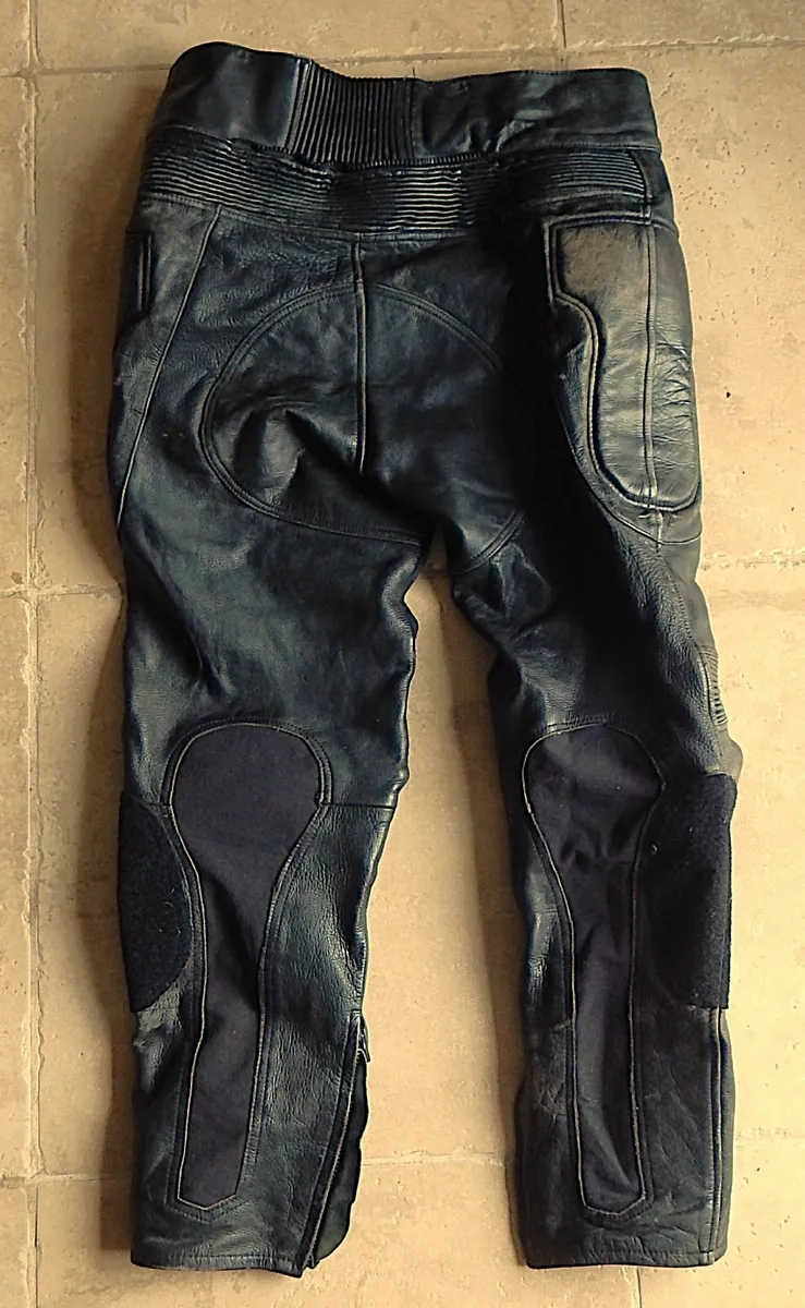 Gents J&S Black Leather Motorcycle Trousers - Image 2