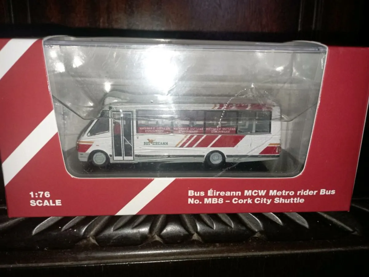 CORK CITY  BUS EIREANN SHUTTLE BUS - Image 1
