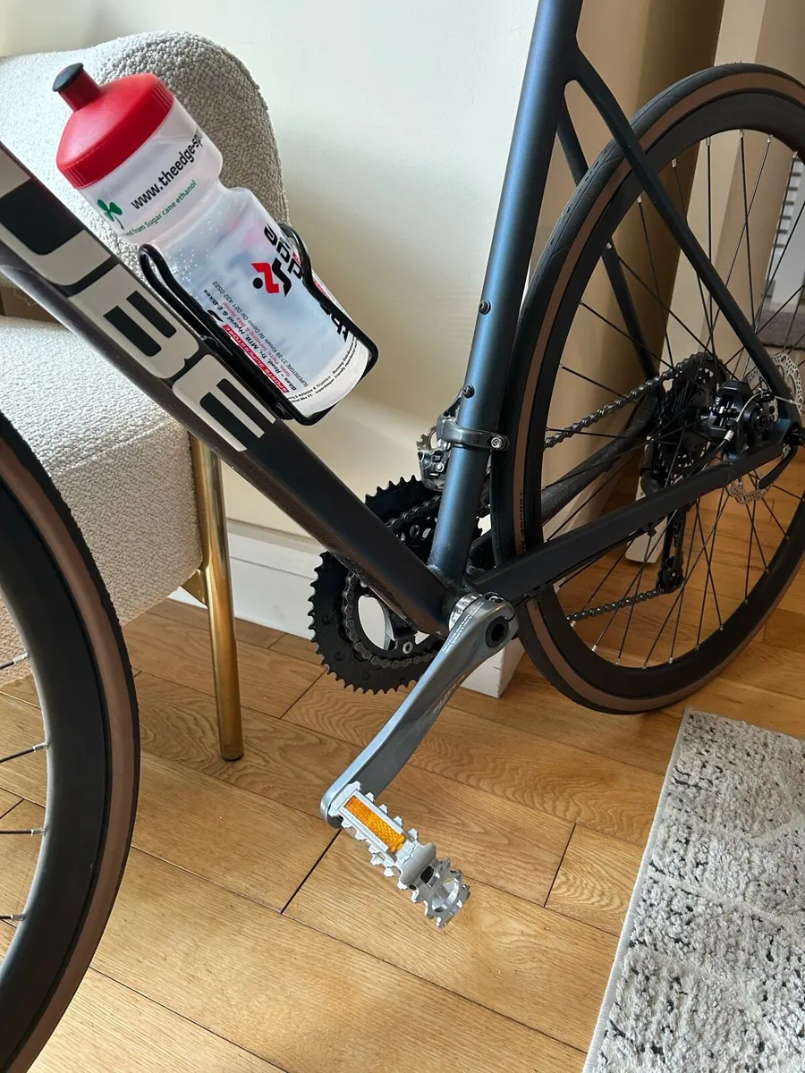 Cube Attain Adult Race Bike - Aluminium Frame 58cm - Image 3