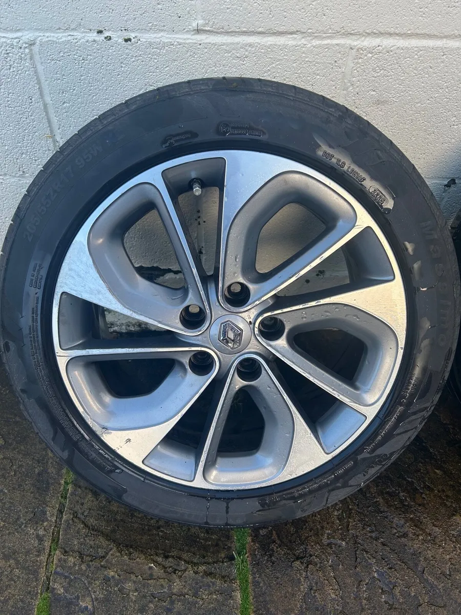 Renault  Alloys - Image 2