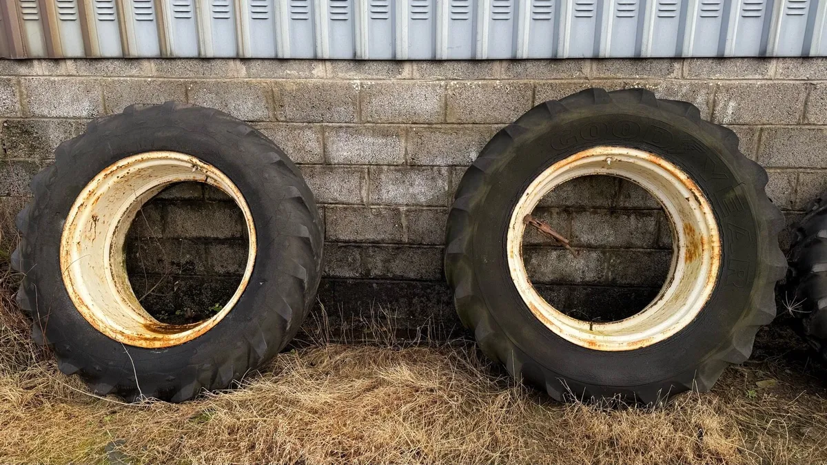 Dual wheels - Image 2