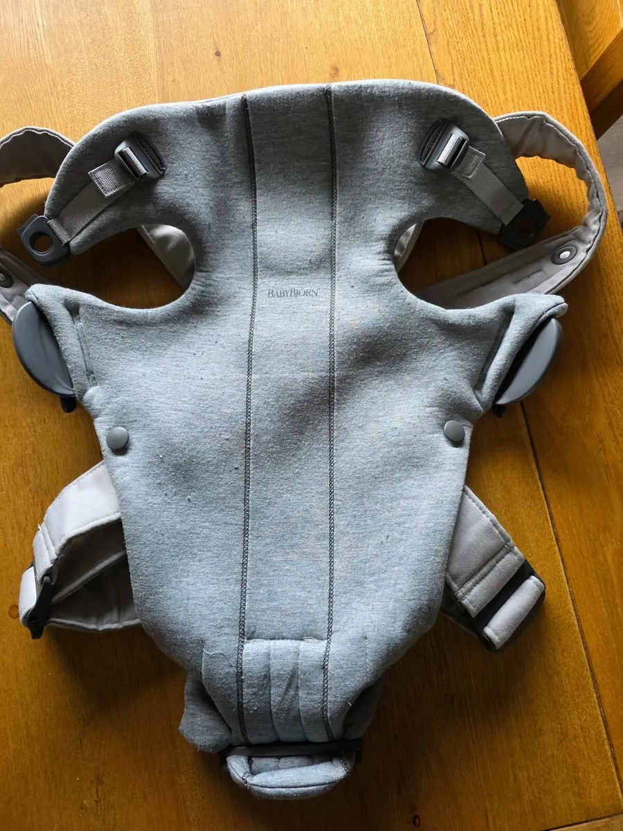 Baby carrier - Image 2