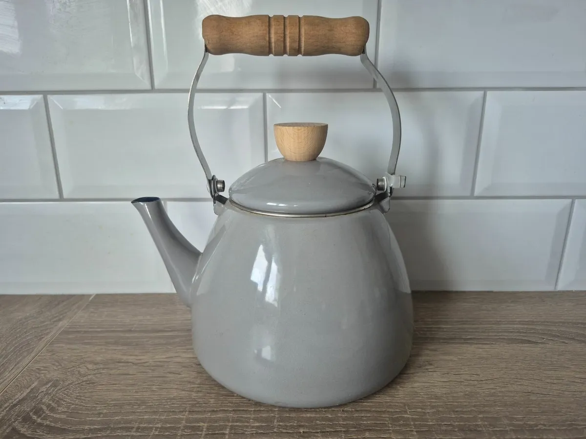 Enamel Kettle - Image 1