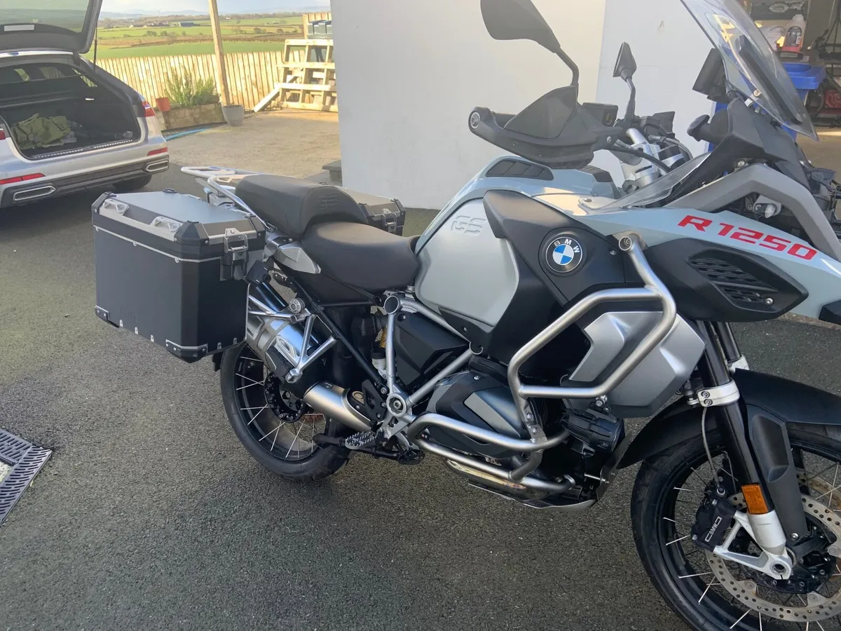BMW R 1250 GS Adventure 2019 - Image 1