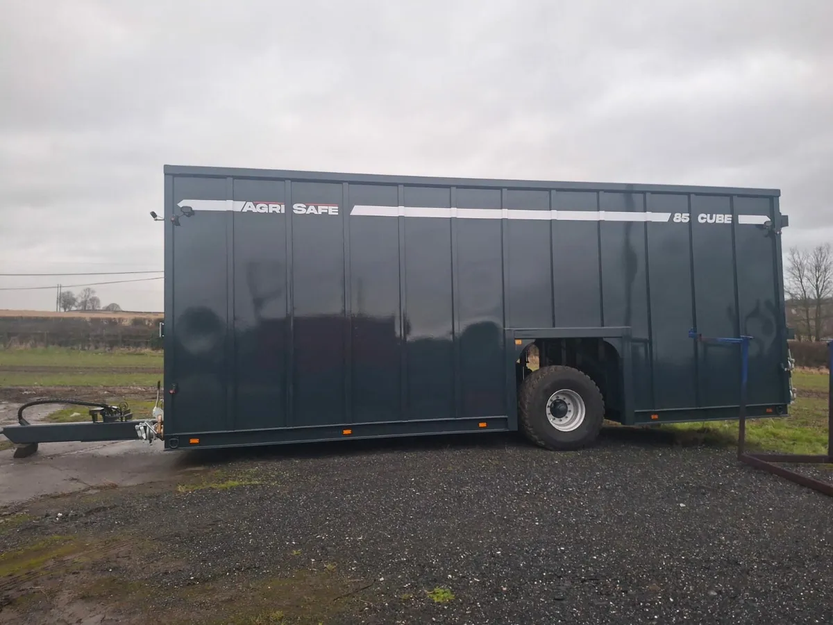 Nurse tank - Image 4