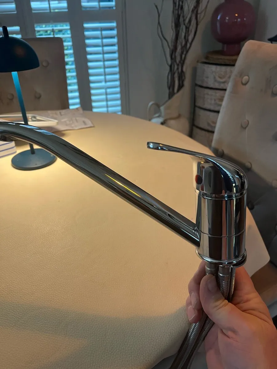 Kitchen mixer tap 1 year old - Image 3