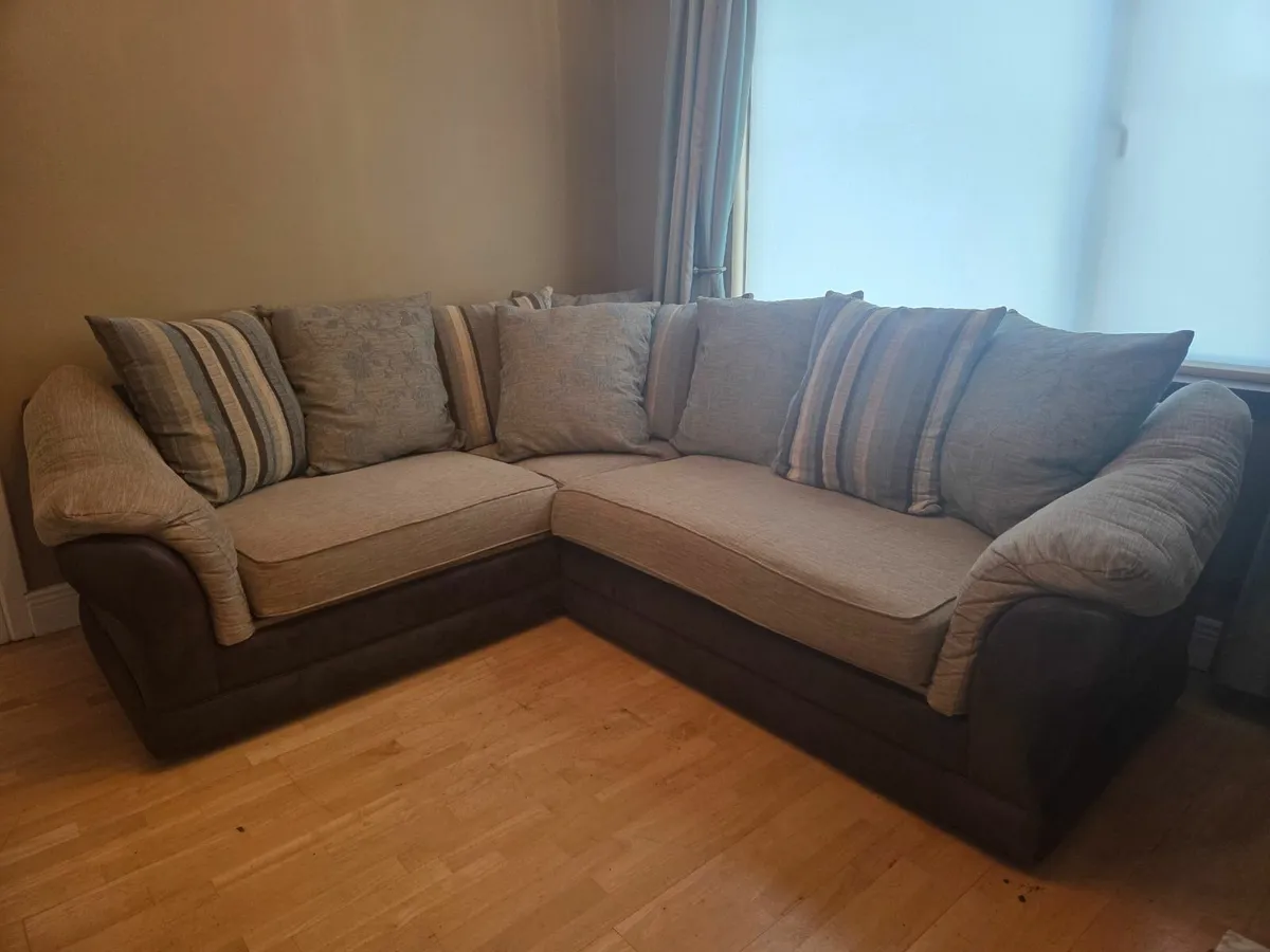 Corner Sofa - Image 1