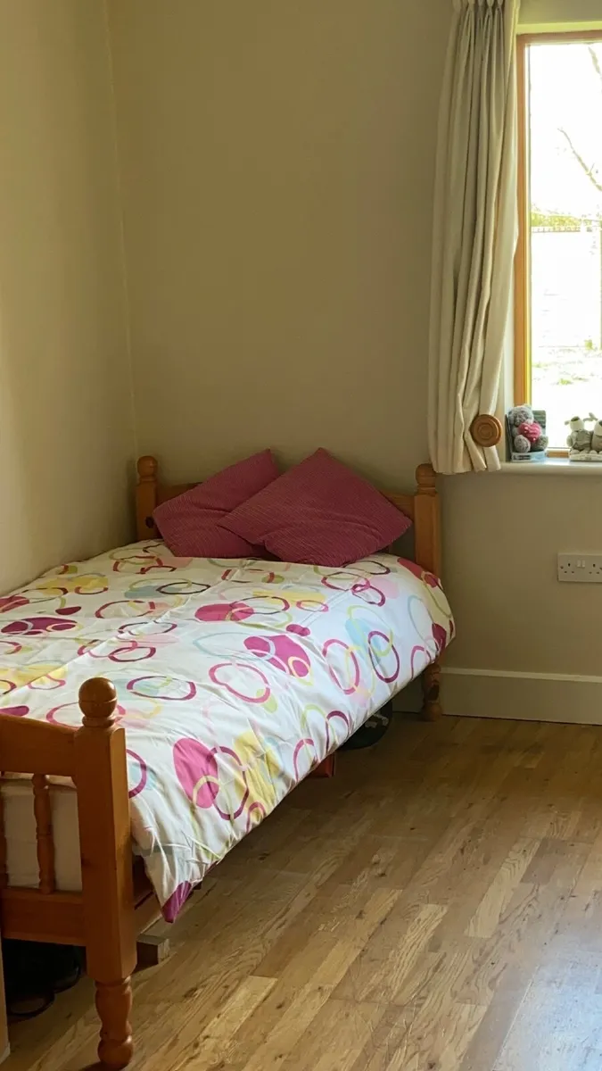 Standard Pine single bed