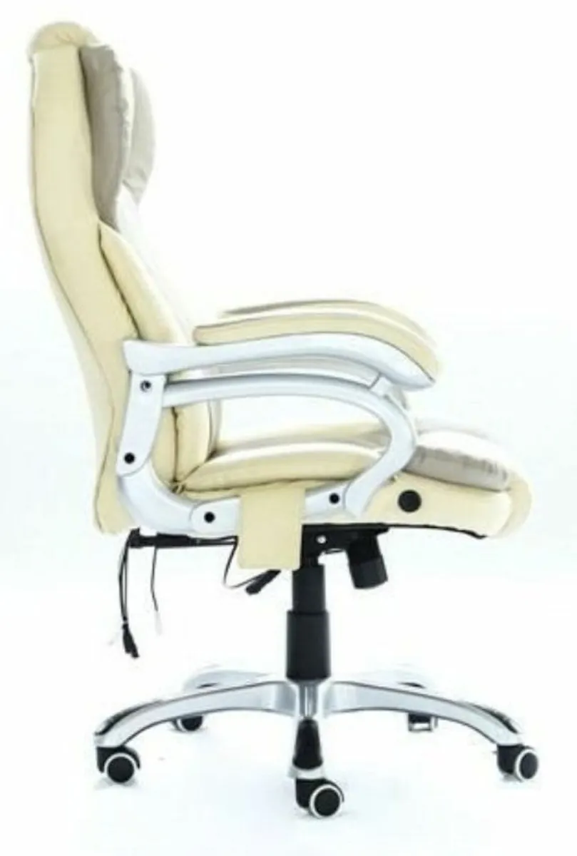 BNIB Heated/Massage/Remote/Office/Gaming Chair - Image 4