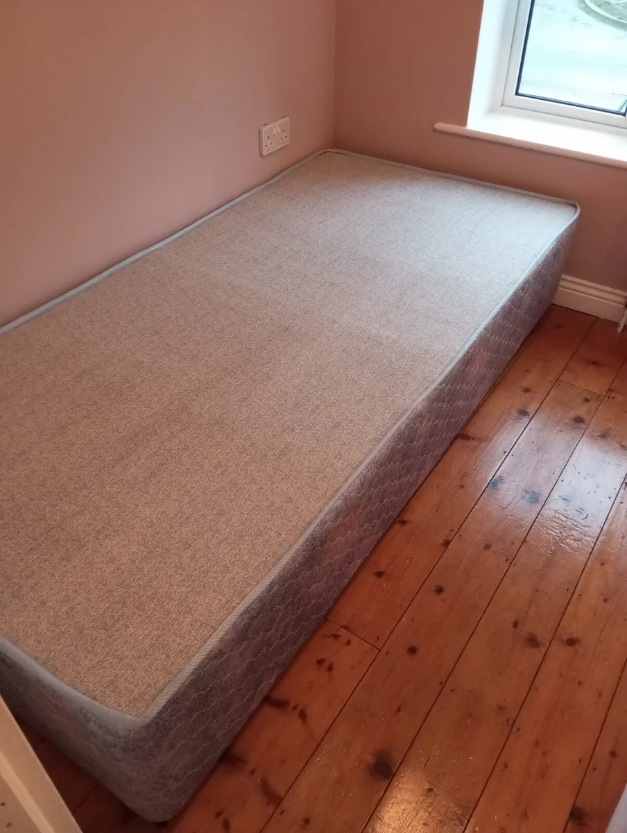 Free single bed base - Image 1