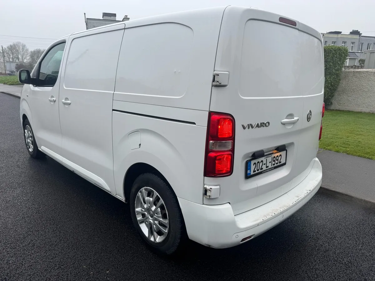 Vauxhall Vivaro - Image 3