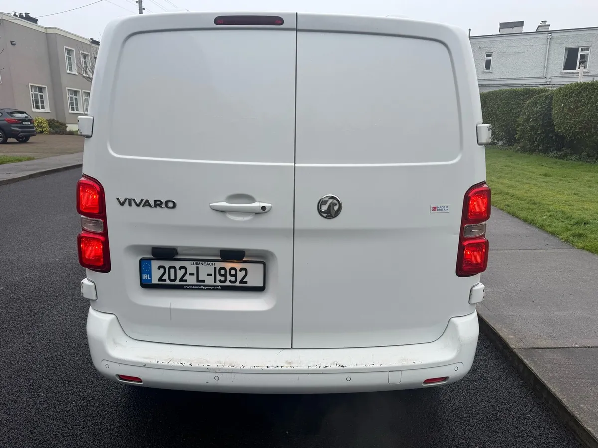 Vauxhall Vivaro - Image 4
