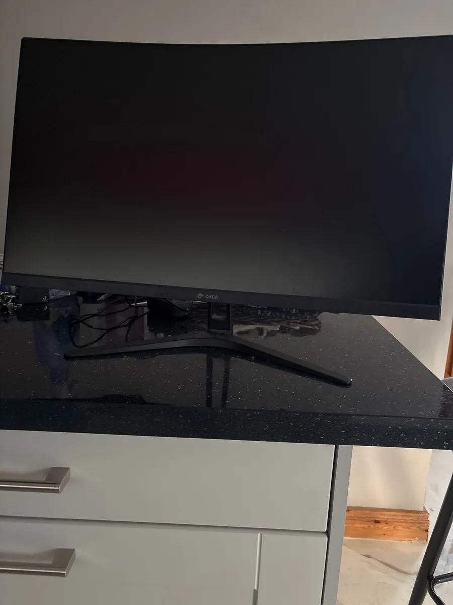 CRUA GAMING MONITOR 180/200hz 27 Inch 1080p - Image 1