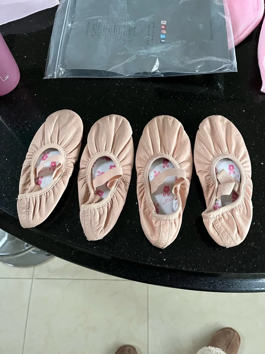 Ballet outfit & shoes - Image 4