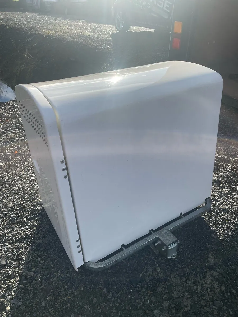 DOG TRANSPORT TOW BAR BOX - Image 2