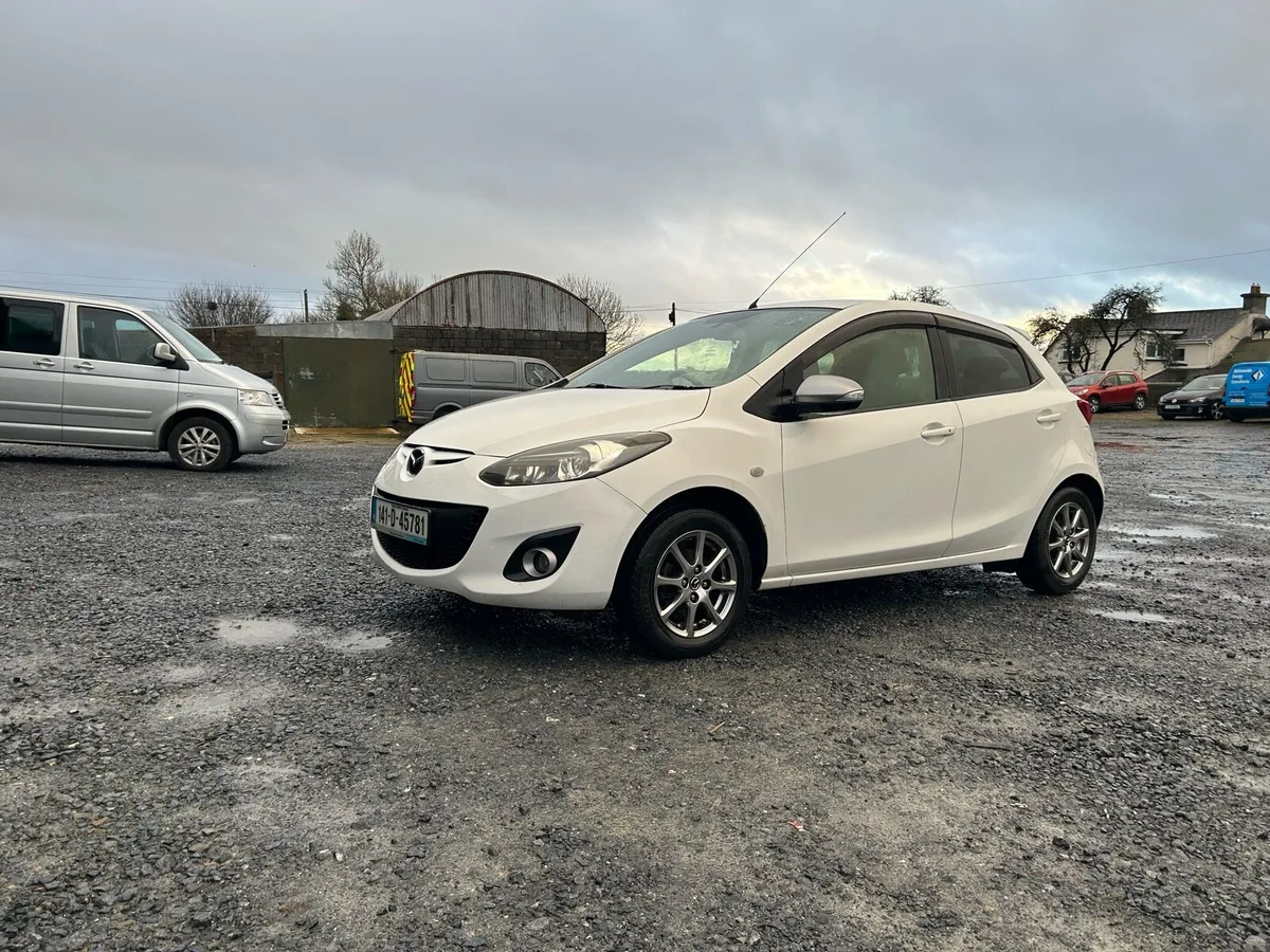 2014 Mazda Demio 1.3 automatic - Image 2