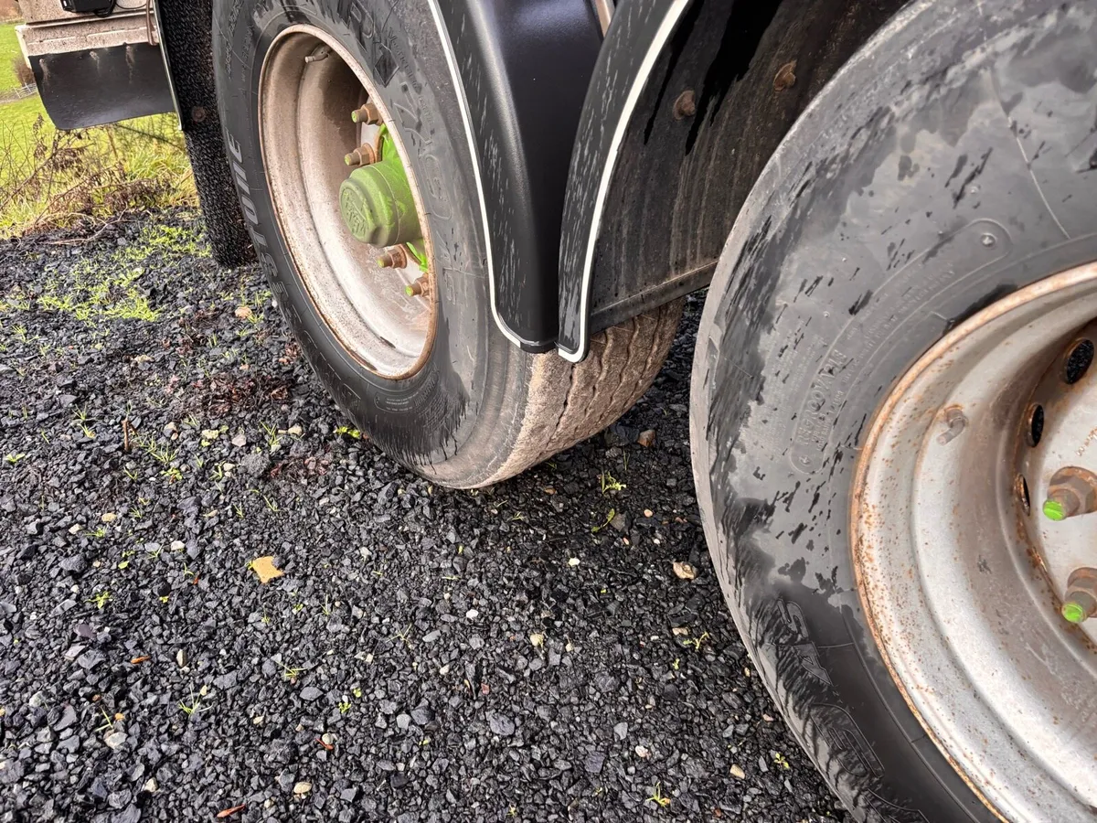 Kassbohrer trailer - Image 4