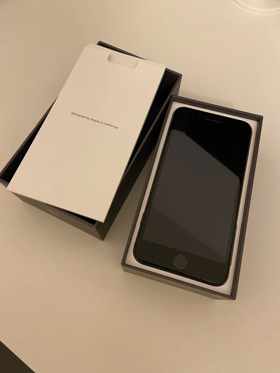 iPhone 8 Plus, 64GB unlocked -Excellent condition - Image 1