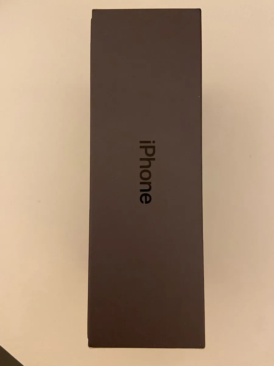 iPhone 8 Plus, 64GB unlocked -Excellent condition - Image 3