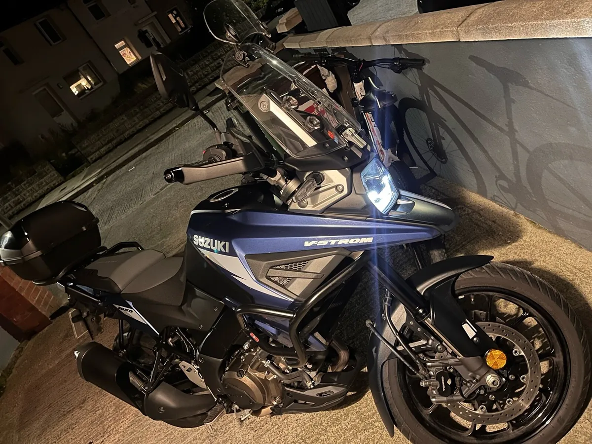 2023 V-Strom DL1050 Low Km! - Image 4