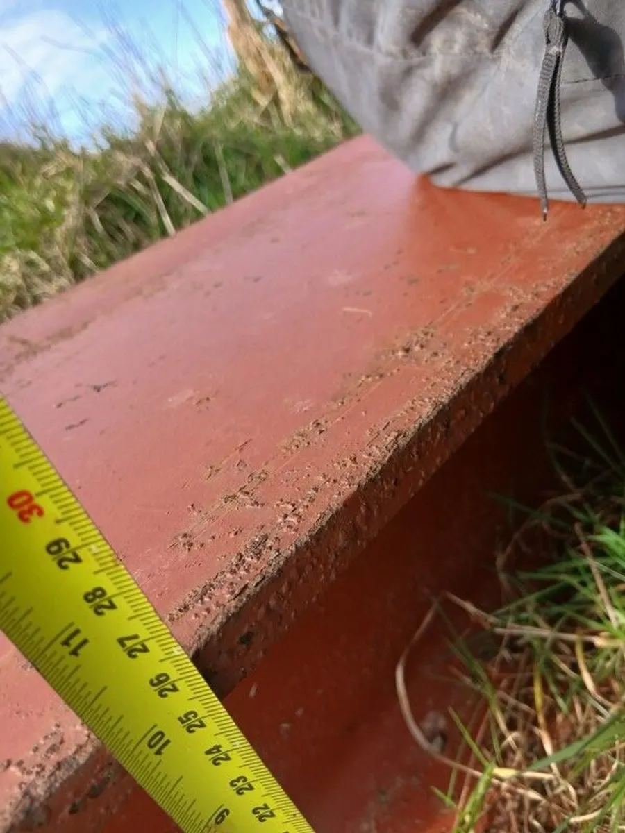 3 no.RSJ. 252 x 252 x 3500 - Image 1