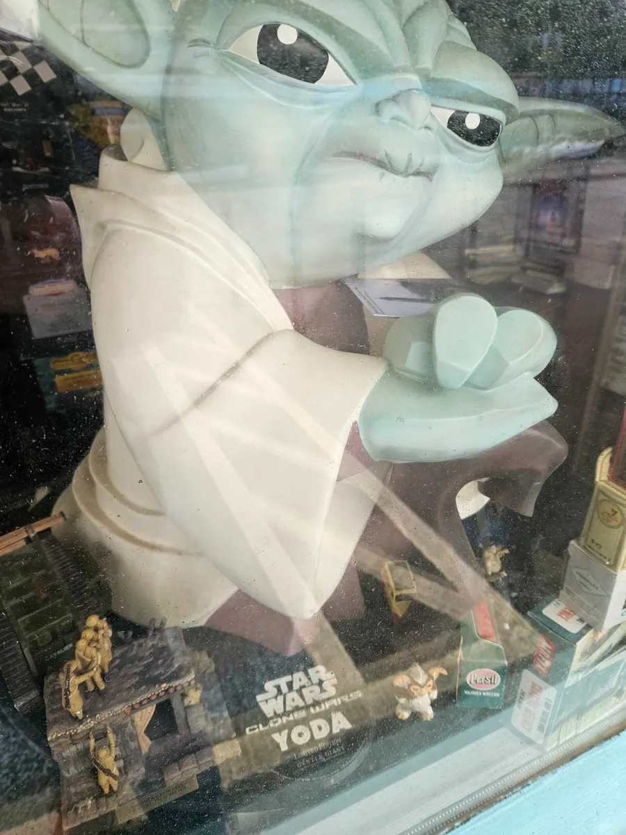 Star Wars Life Size Yoda - Image 2