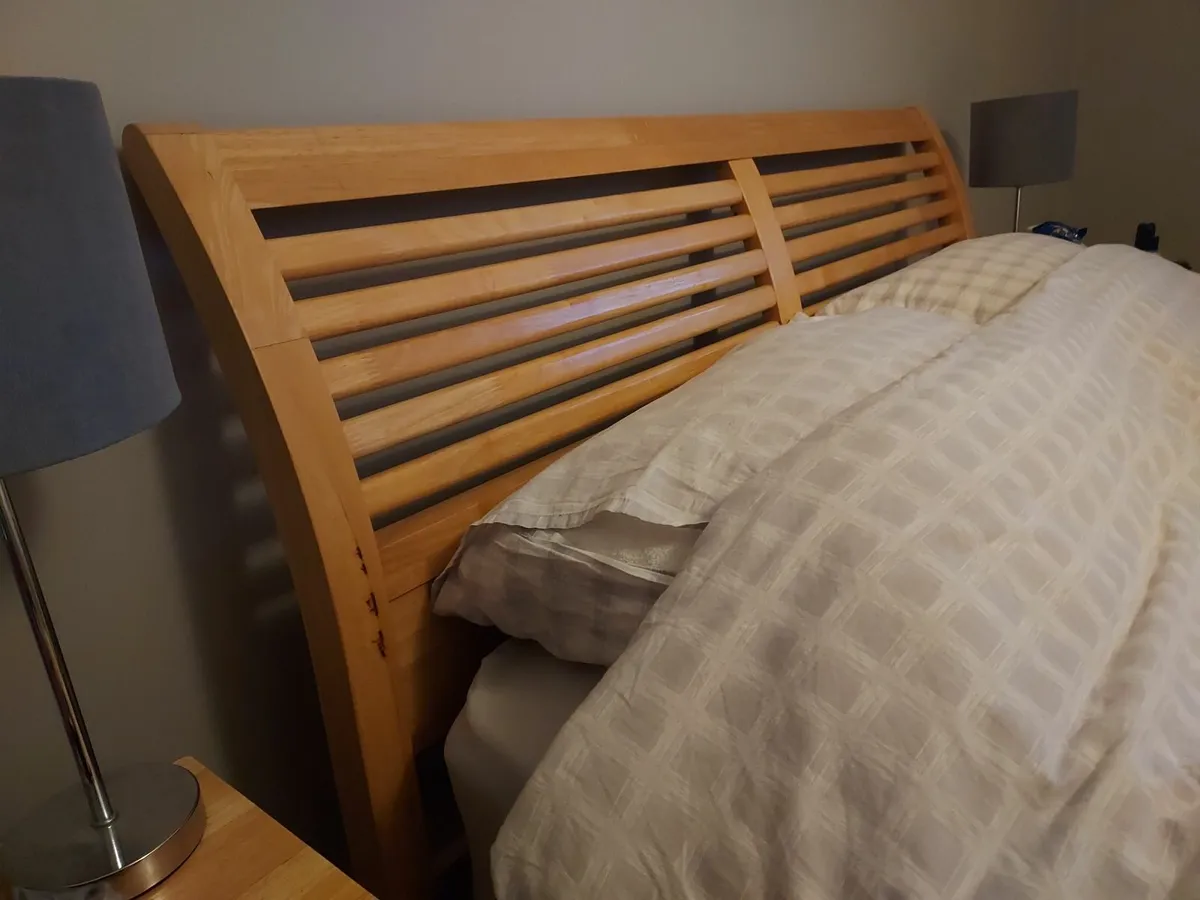 4ft 6 Darwin bed and Athens mattress - Image 3