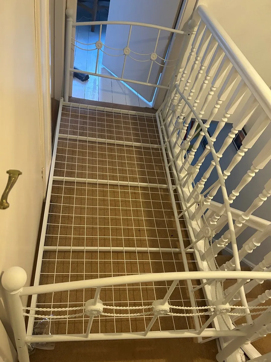 Daybed metal frame to fit single bed mattress, - Image 1