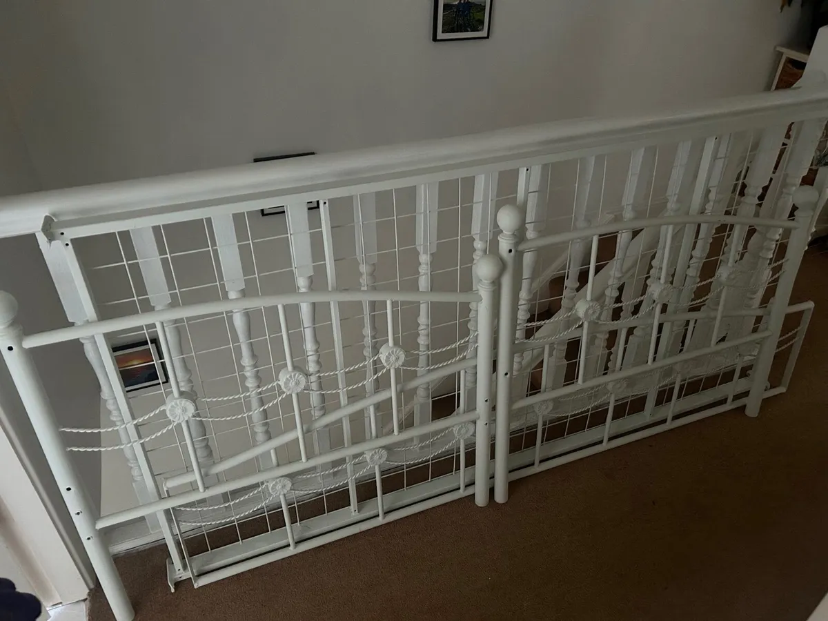 Daybed metal frame to fit single bed mattress, - Image 2