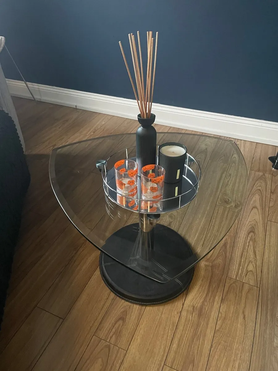 Glass Coffee table - Image 2