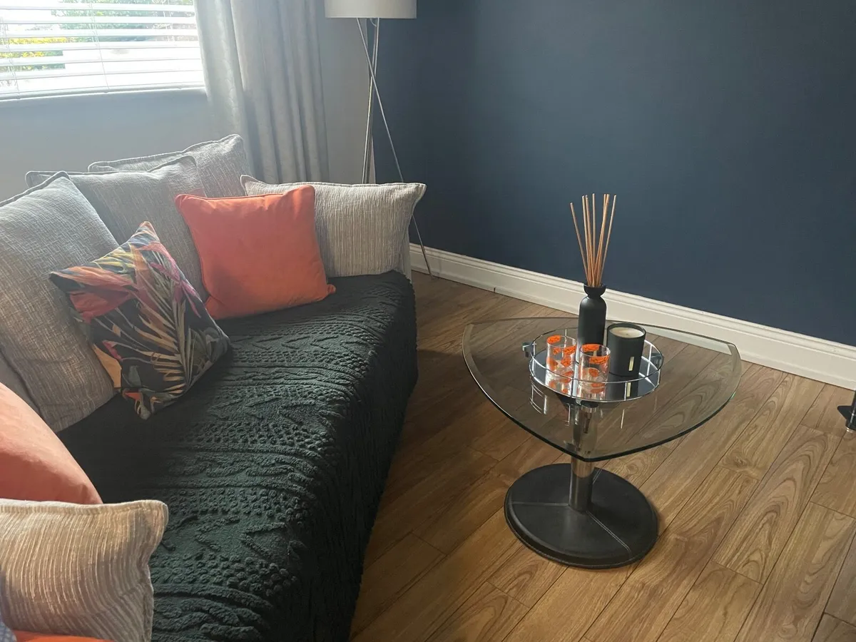 Glass Coffee table - Image 3