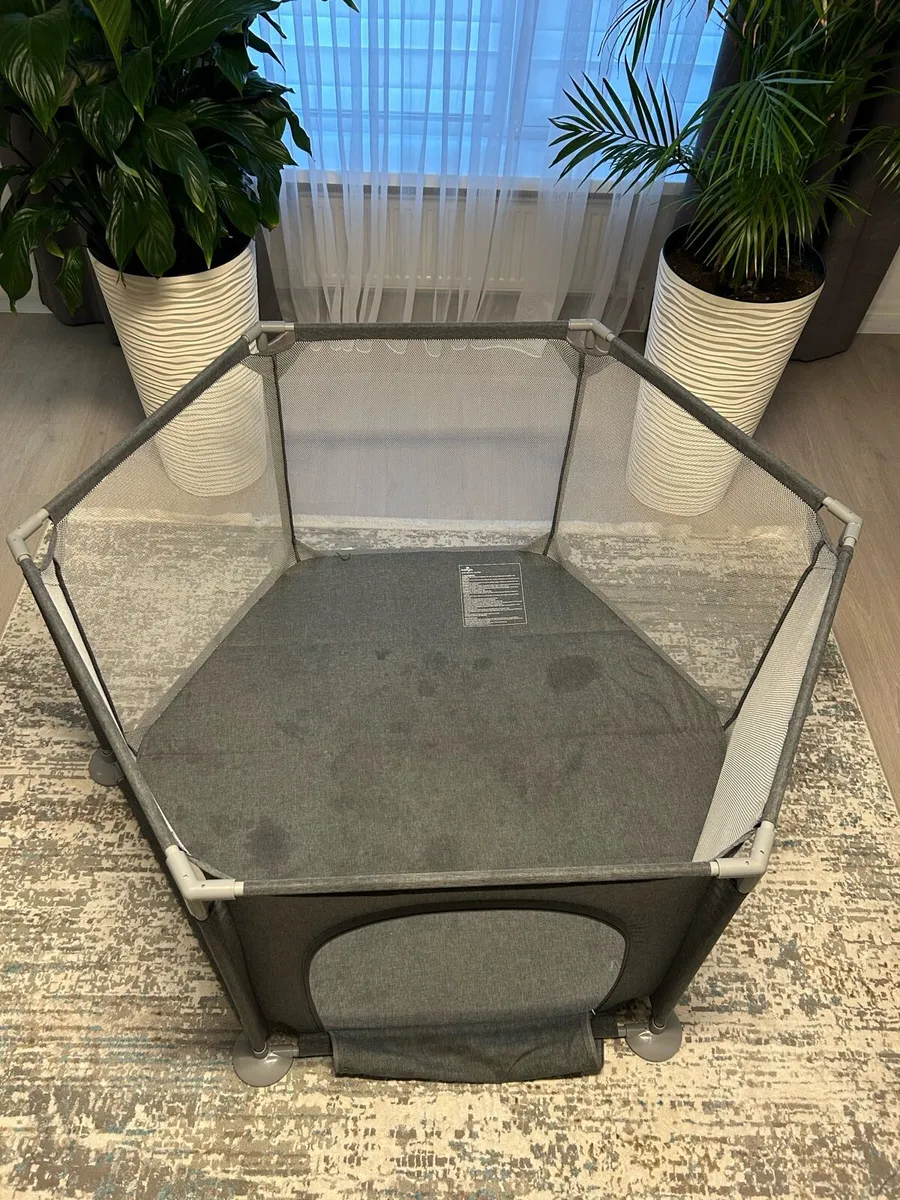 Babylo Safe and Secure Playpen