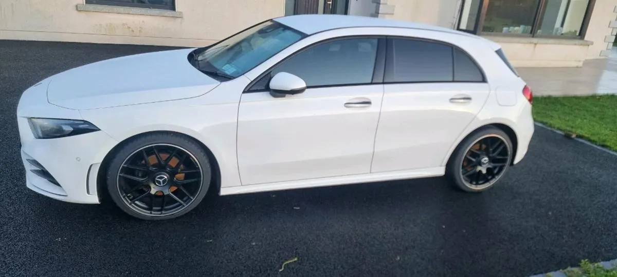Mercedes A200d AMG Line - Image 3