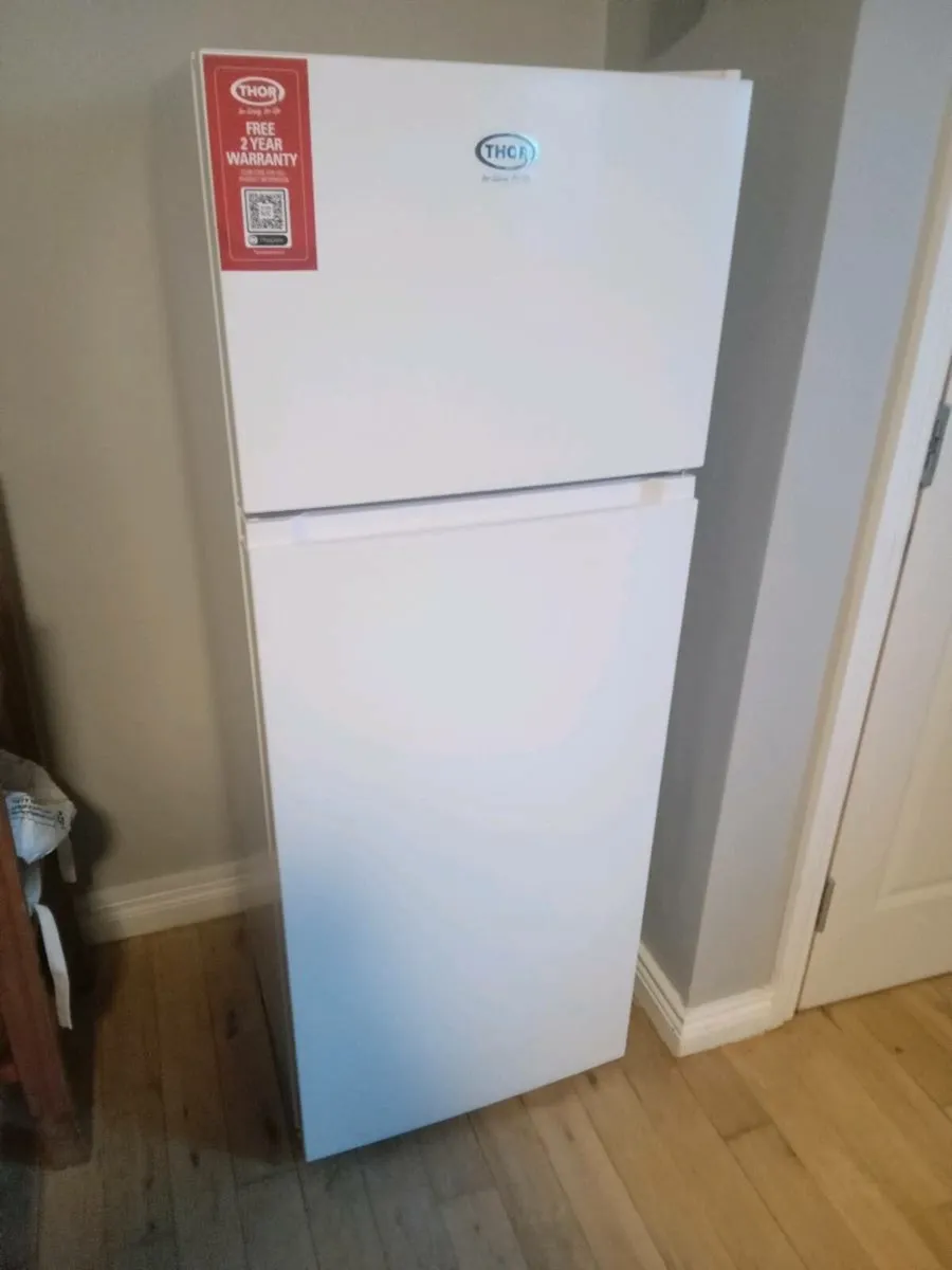 Fridge freezer