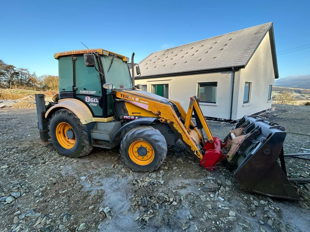 Massey Ferguson Terex Fermec 860 - Image 1