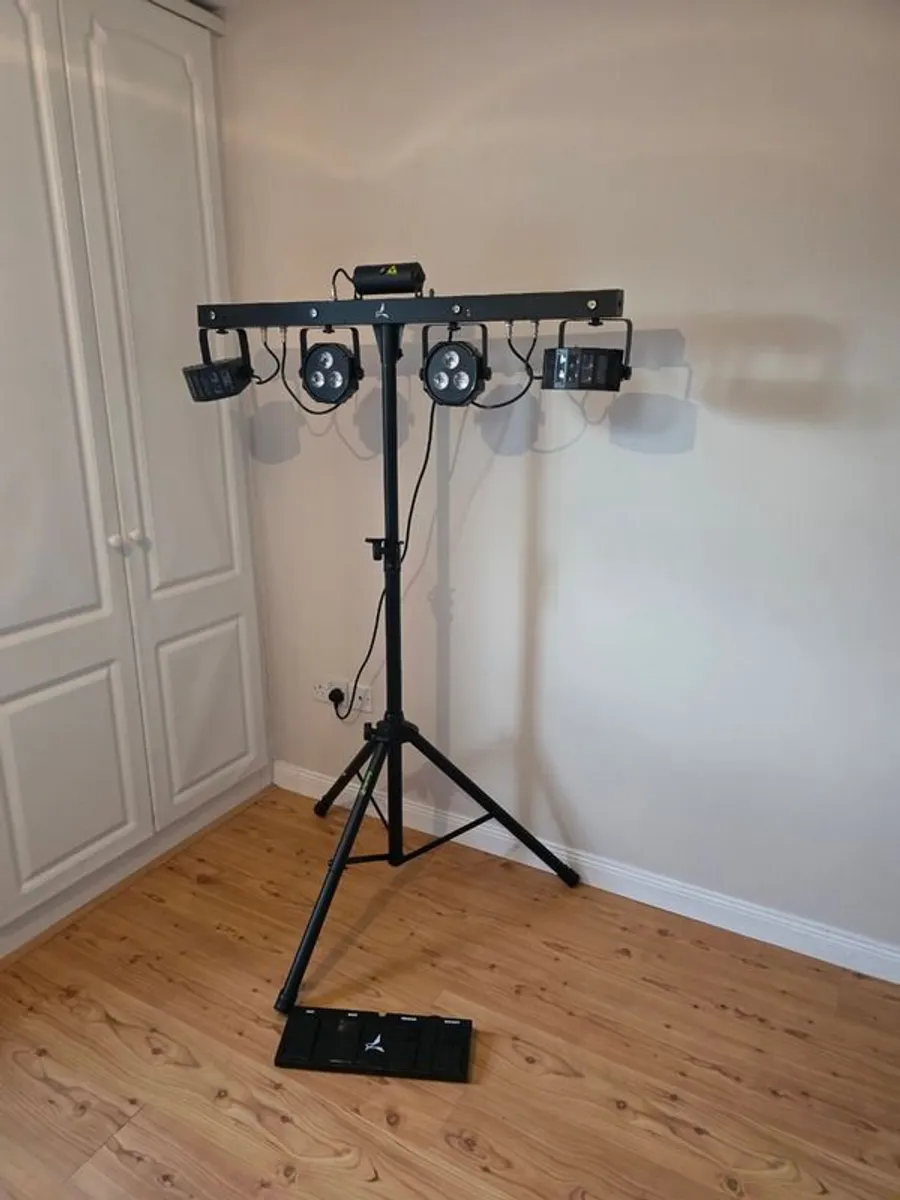 Eurolite KLS Laser Bar FX light set - Image 2