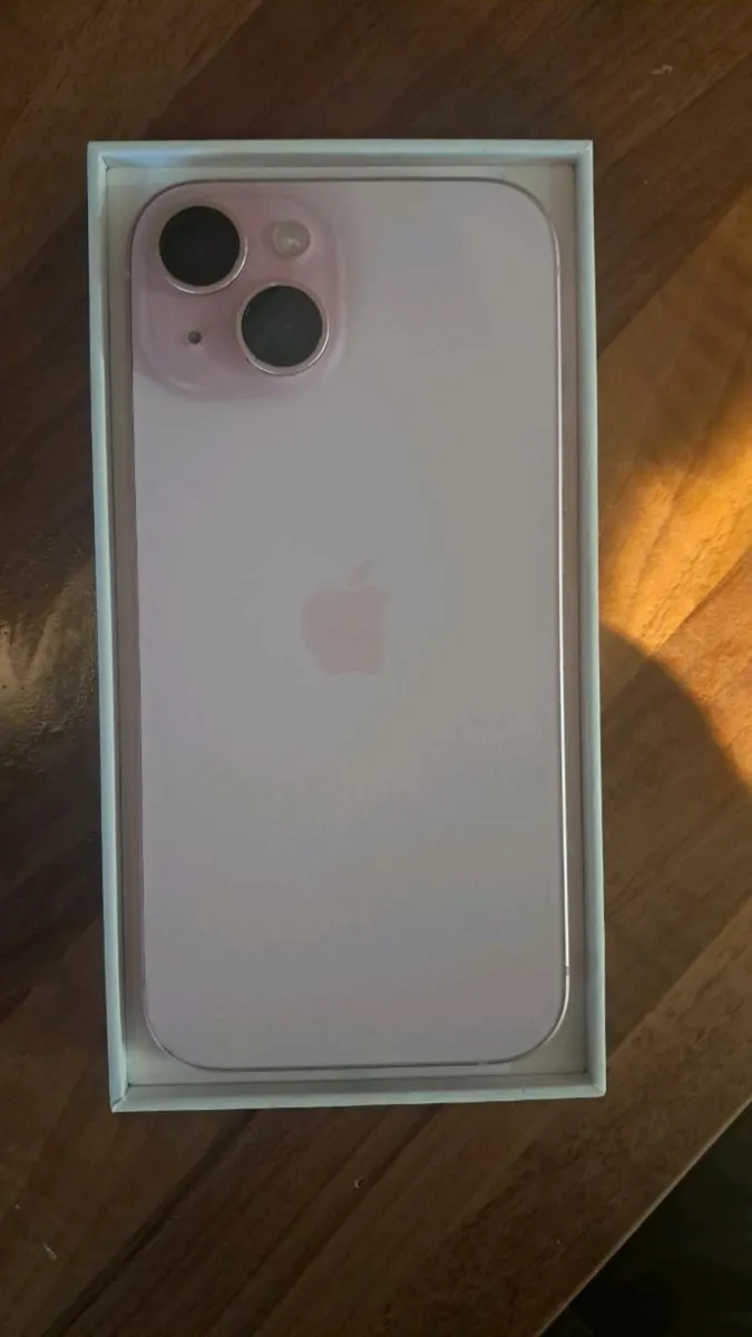 Iphone 15 128(GB) - Image 4